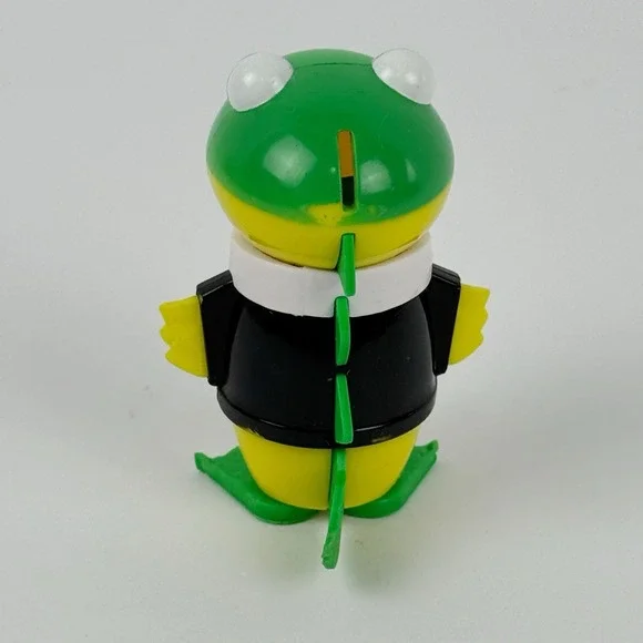 Ryans World Gus the Gummy Gator Figure Green Yellow Black Jacket Scarf Toy - Picture 3 of 5
